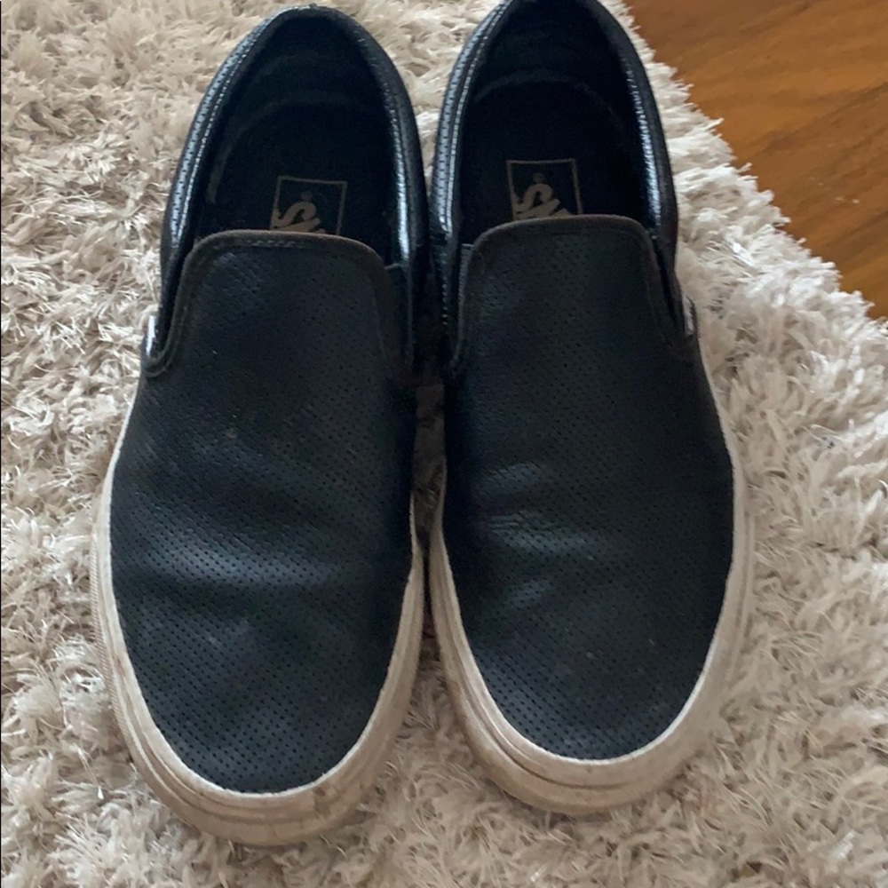 Black vans slip on